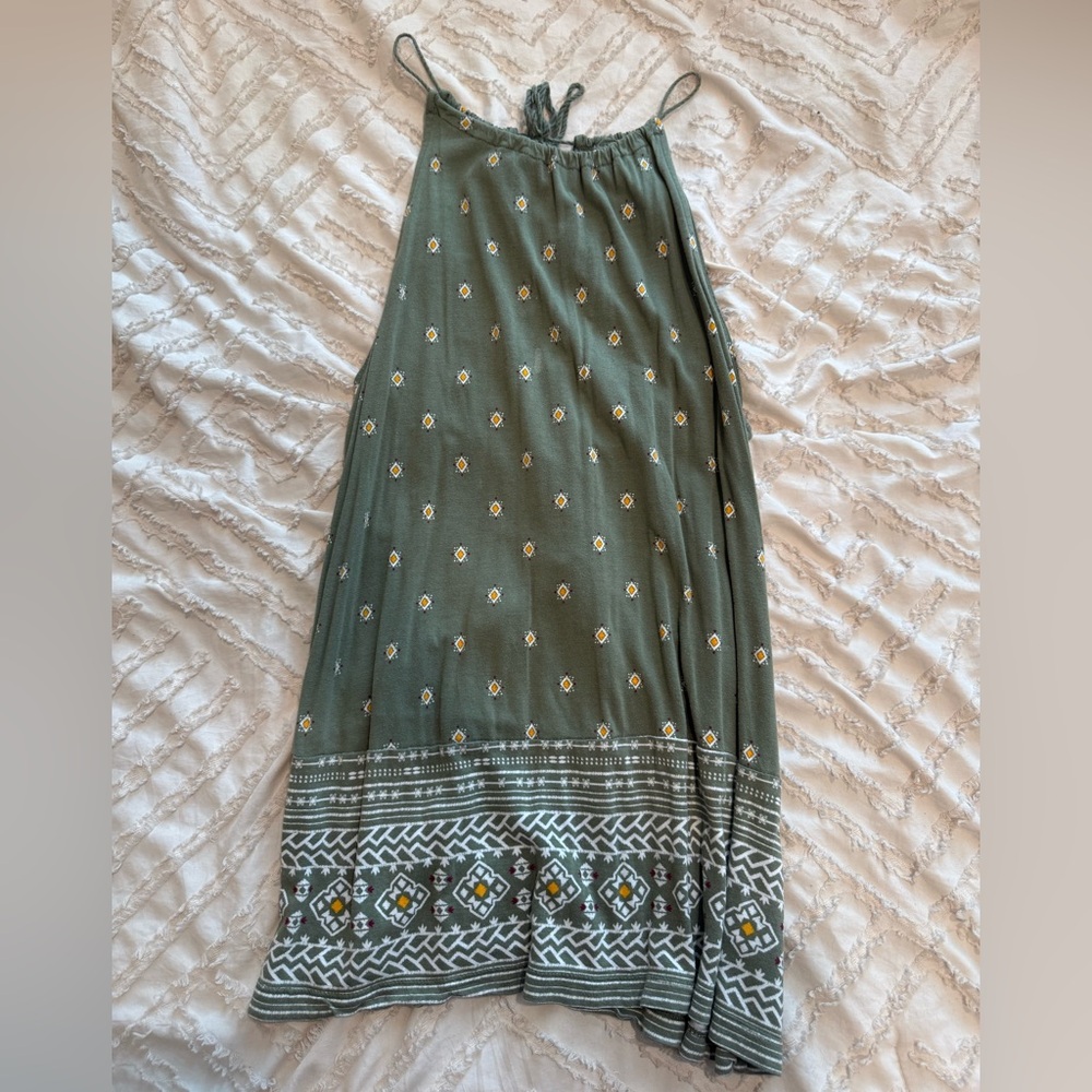Green tank top
